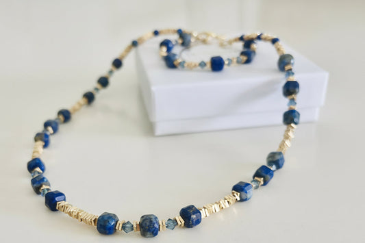 Lapis luzuli gold Swarovski necklace