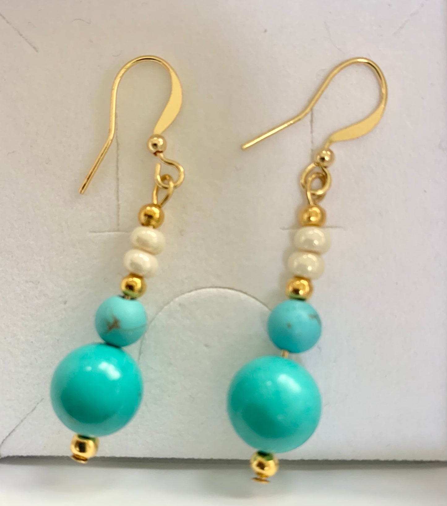 Turquoise & cream drops