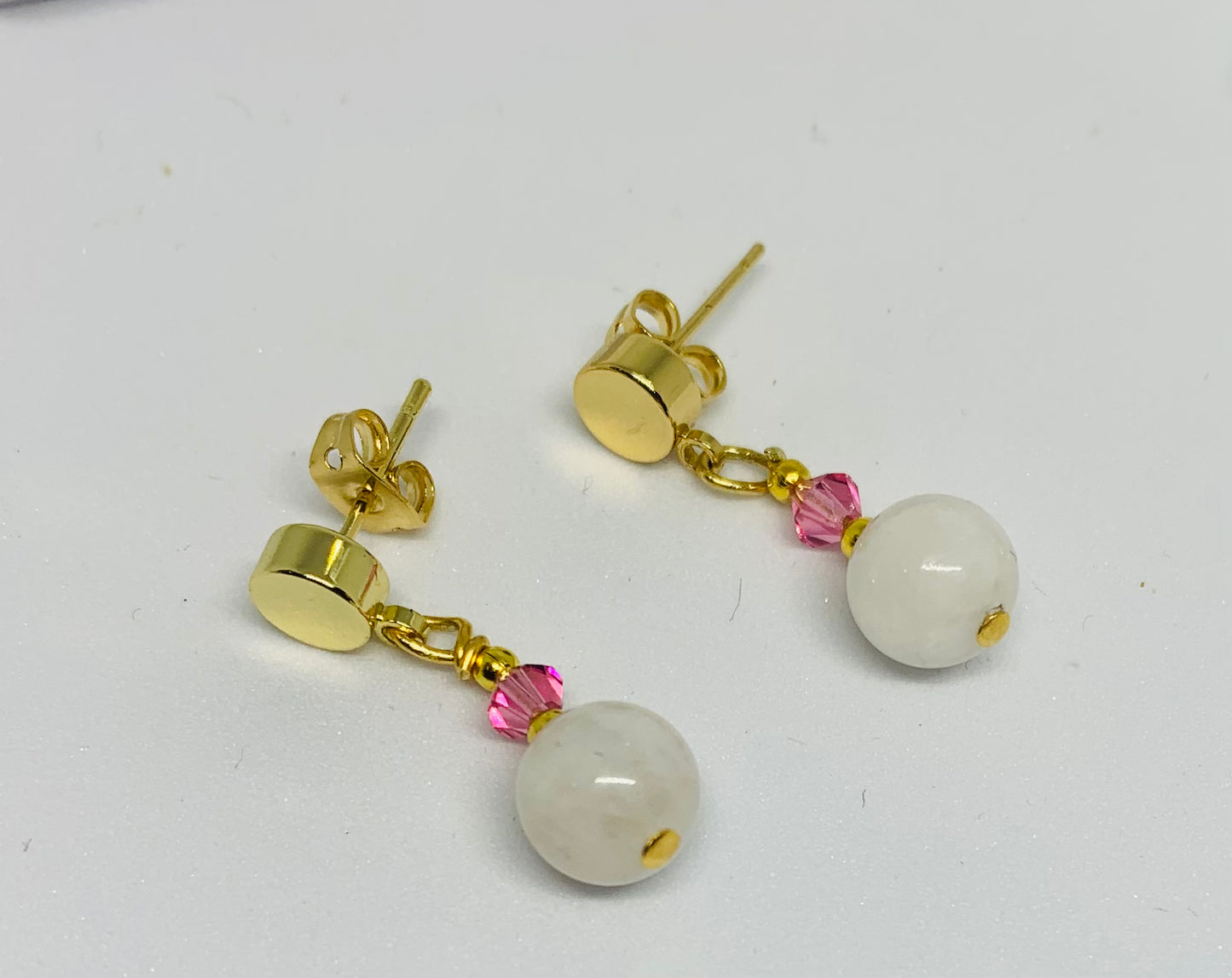 Petit gold stud drop pink