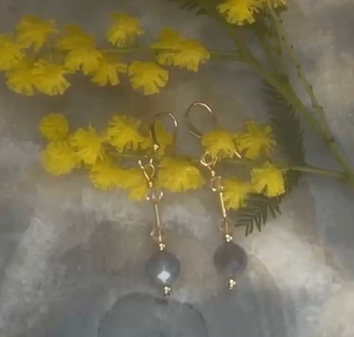 Grey bar sparkle Drop