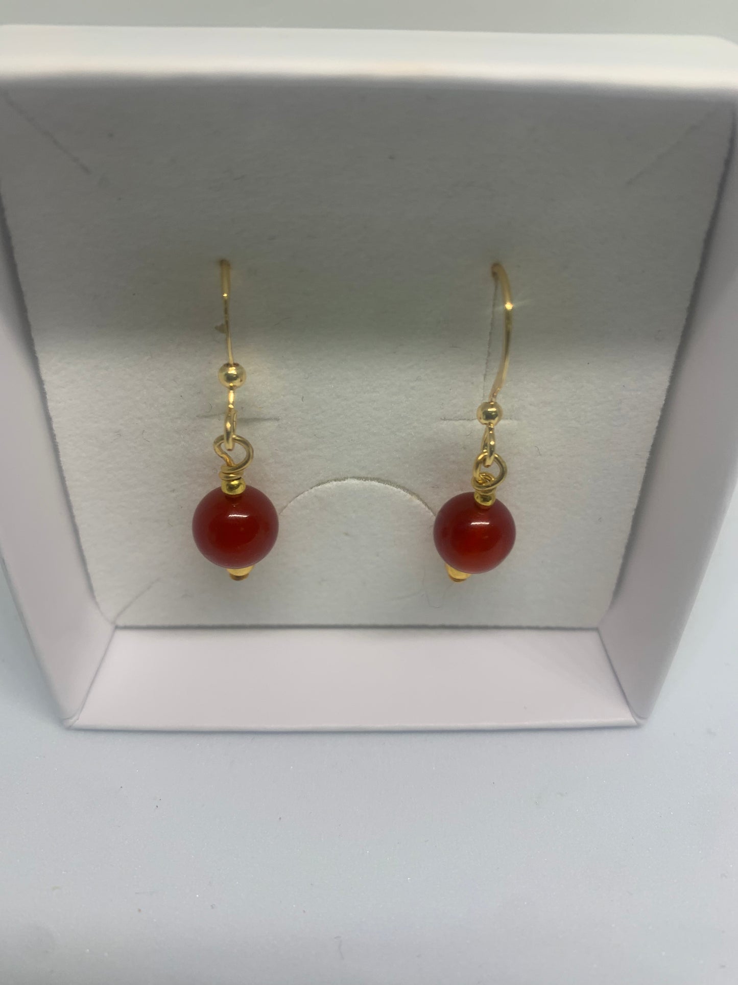 Cornelian red Petit drop